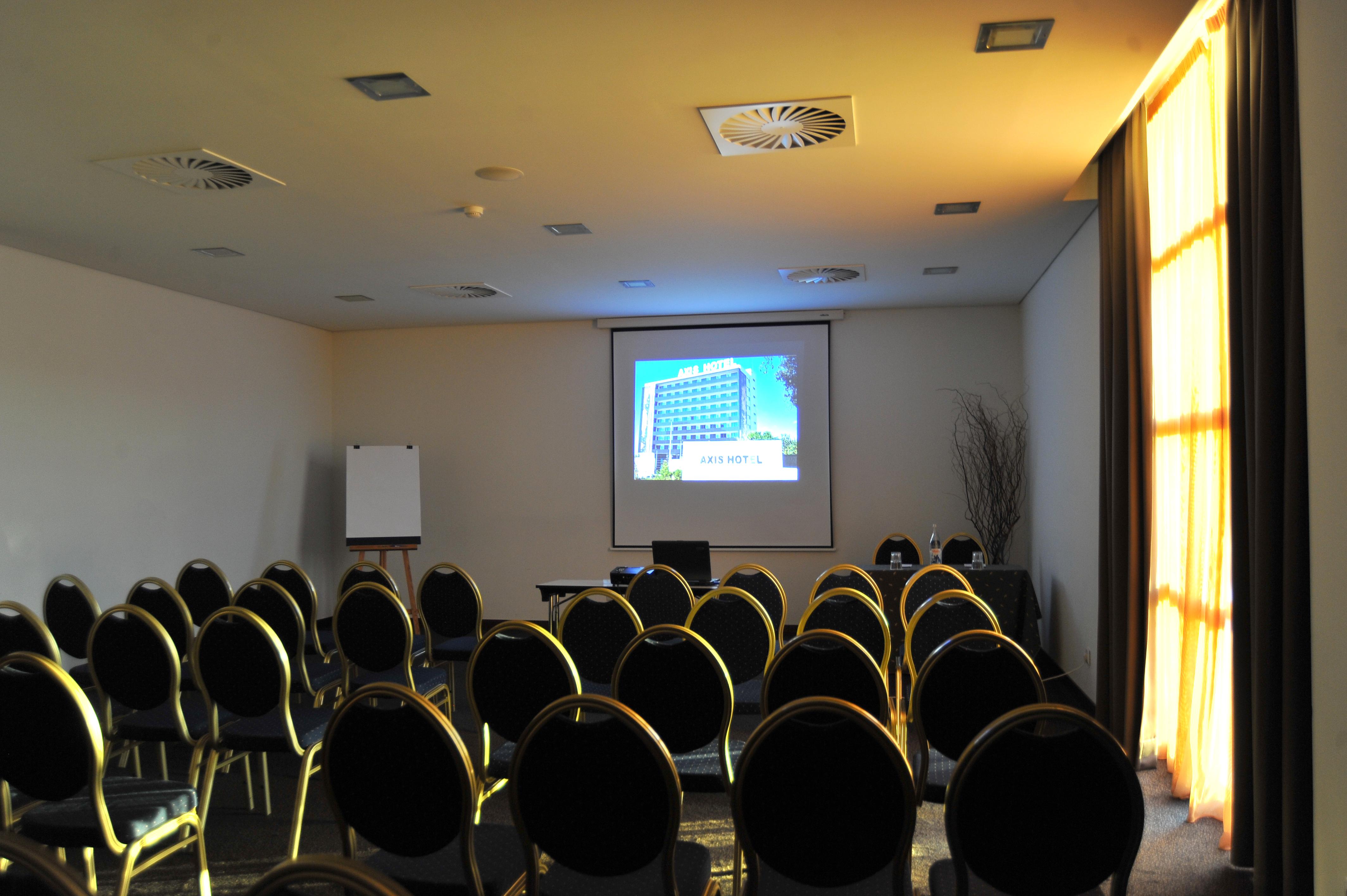 Axis Porto Business & Spa Hotel Pedroucos  ภายนอก รูปภาพ